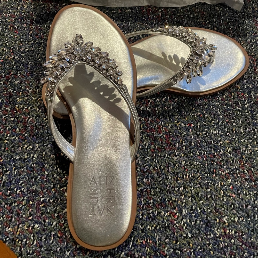 SOLD NOT FOR SALE Naturalizer Fallyn silver strap & clear rhinestone - Picture 6 of 11